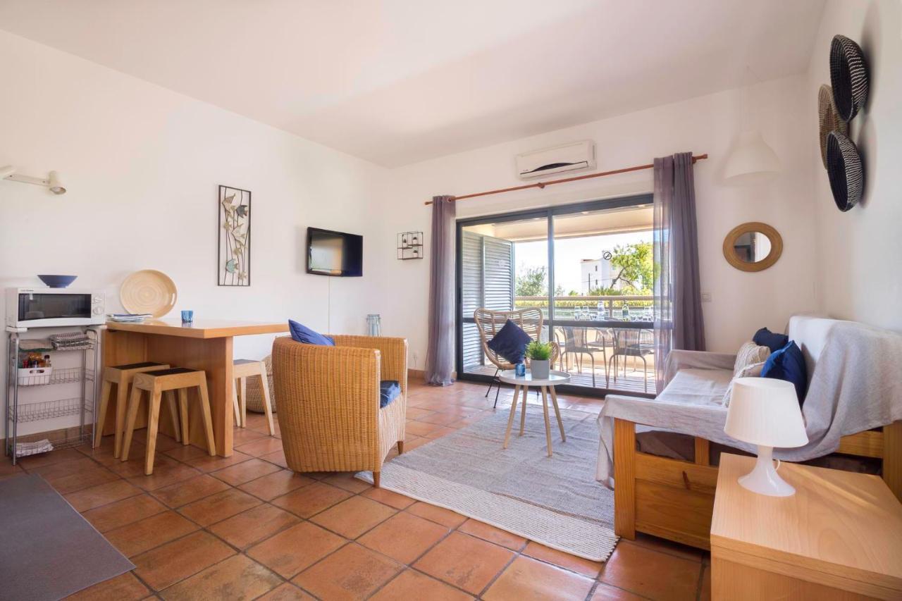 Alegria Apartment *